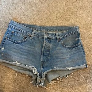 Levi’s Cut-Off Shorts, Low Waist (Size 31)